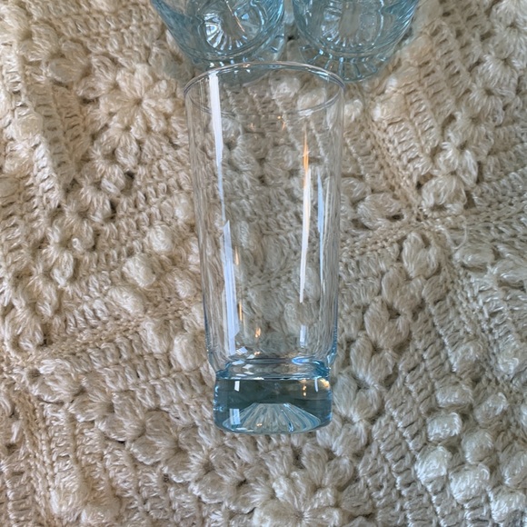 Three vintage aqua glass tumblers in mint condition - Picture 5 of 5